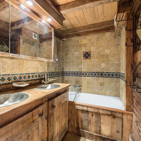 Charmant Duplex 6 Pers. Au Coeur De Courchevel Avec Acces Direct Aux Pistes - Fr-1-563-54